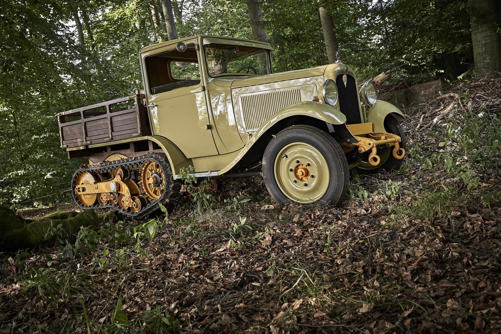 Citroen Kegresse Halbkettenfahrzeug